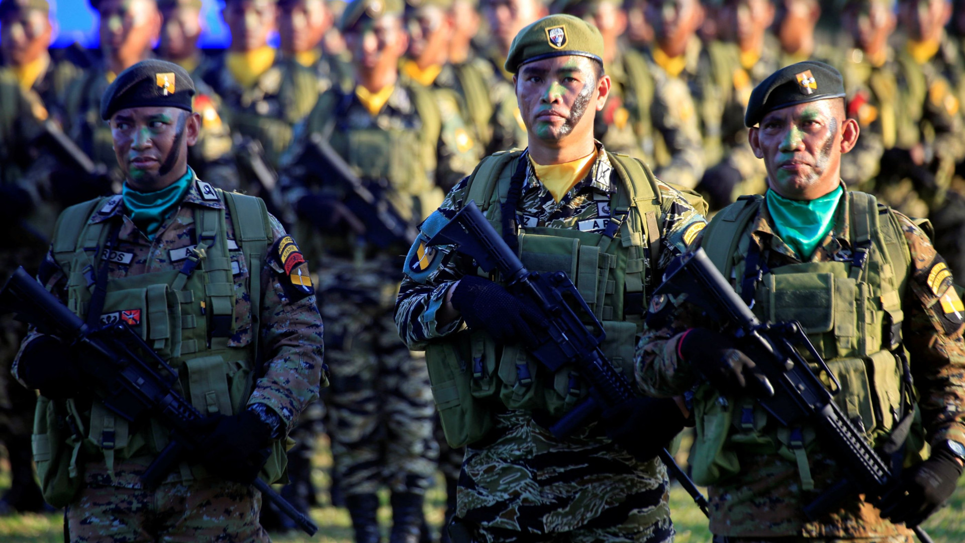 Quase 12 mil deslocados por combates no sul das Filipinas