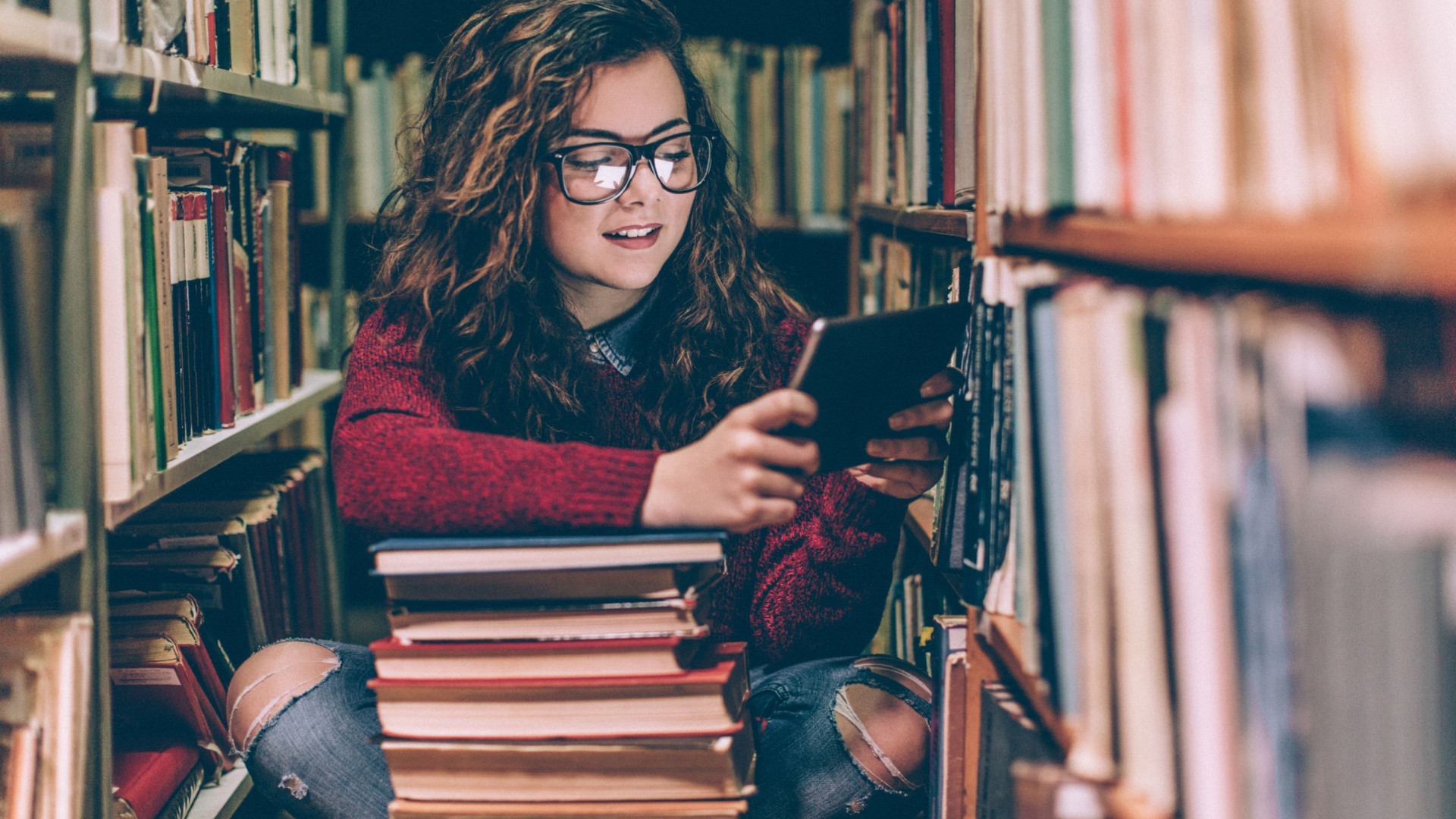 Será que estudar em excesso provoca miopia? A ciência responde
