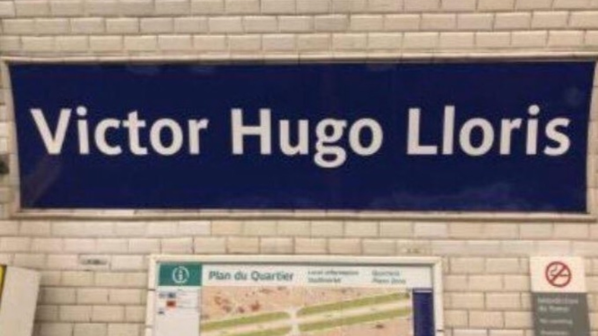 Metro francês rebatiza seis estações em homenagem aos campeões