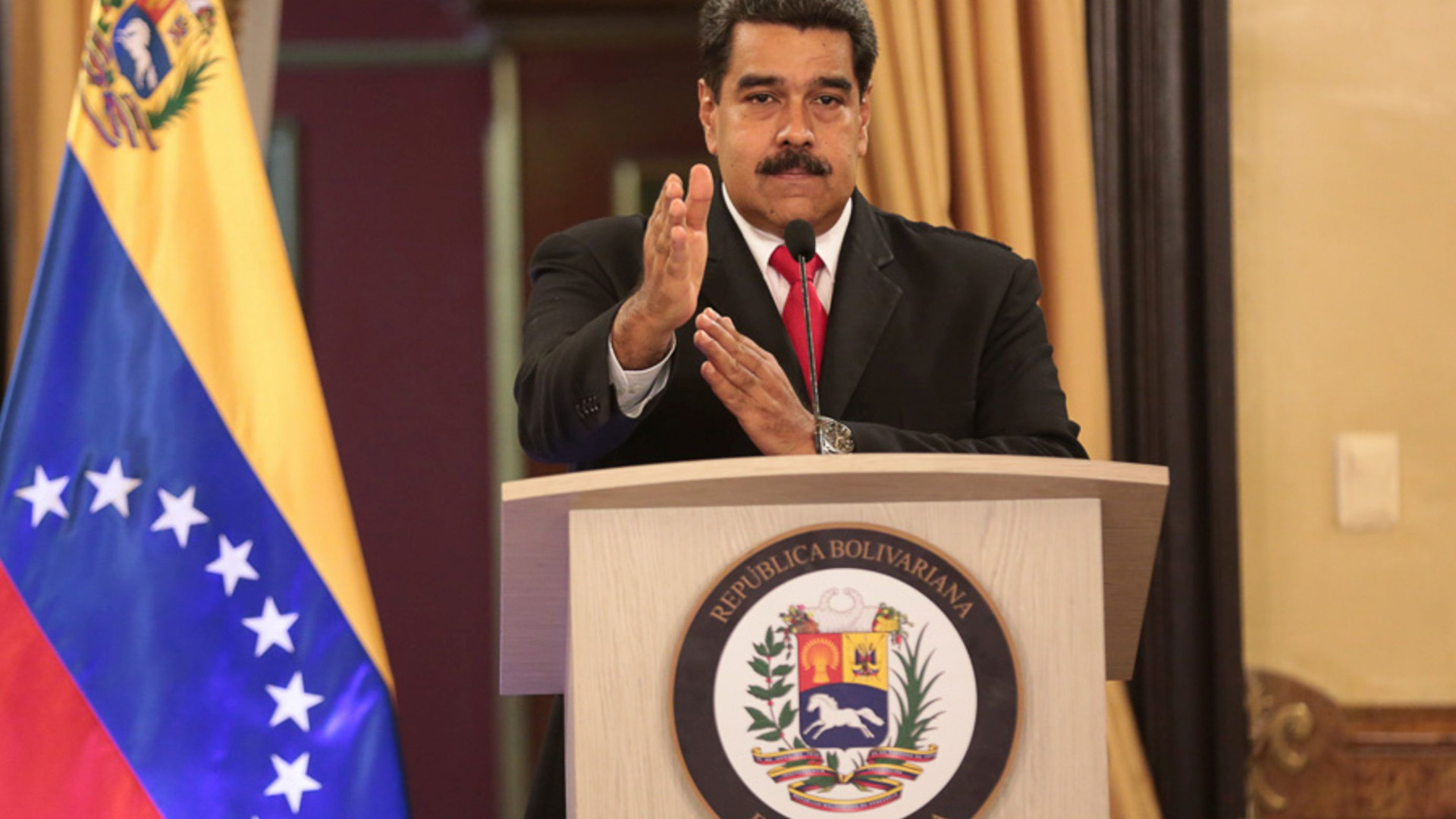Deputado acusado de atentar contra Nicolás Maduro falou com a família