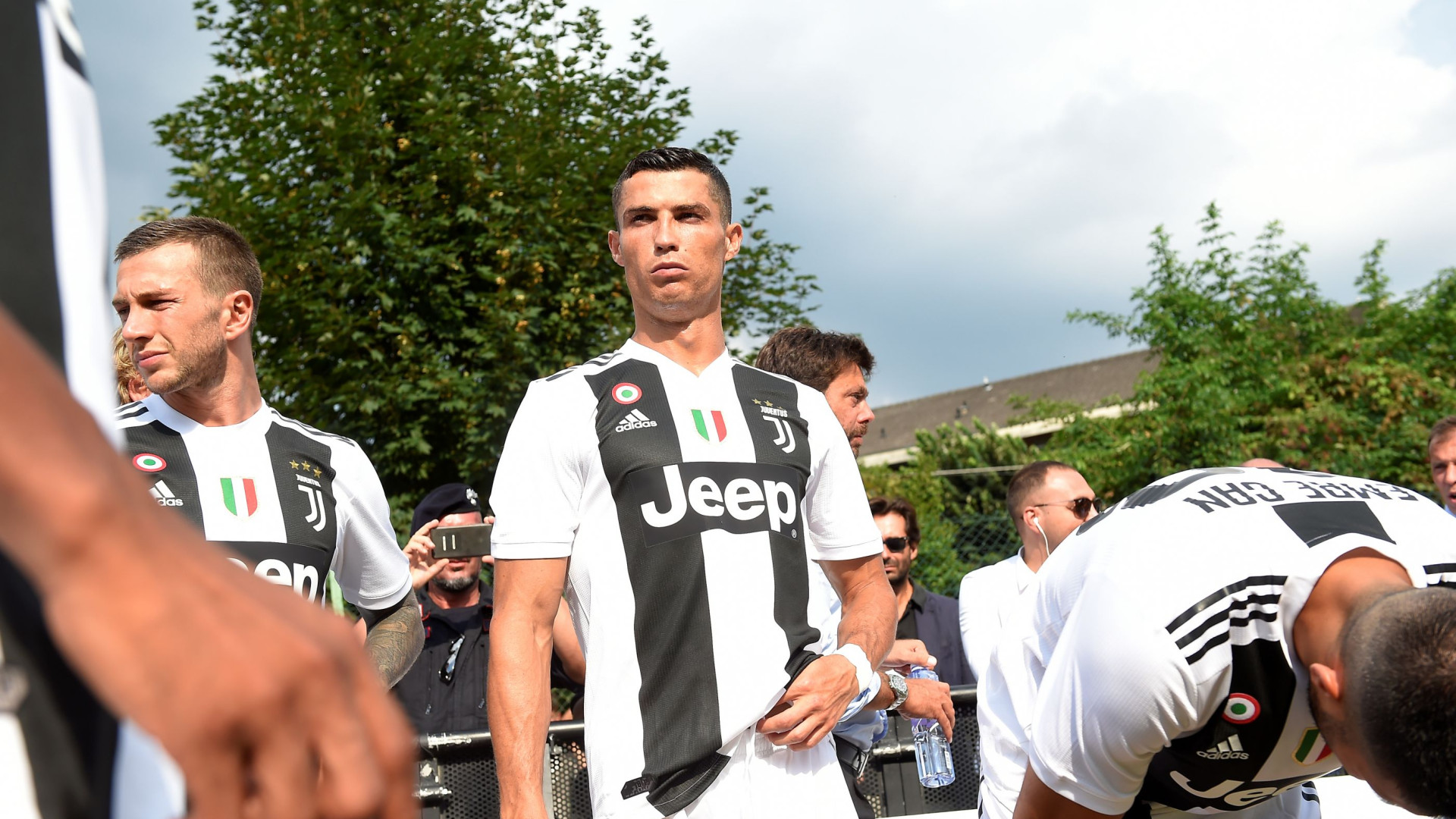 Ronaldo feliz pelo "dia emocionante" da estreia na Juventus