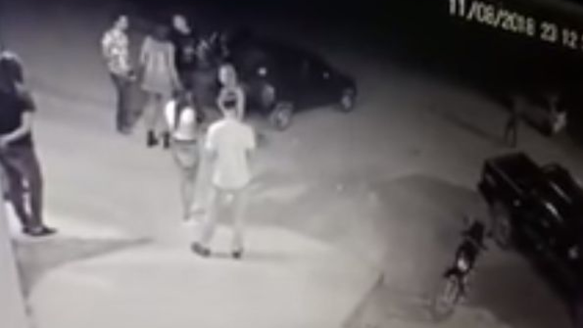 Jovem é morta na sua festa de anos por gangue rival