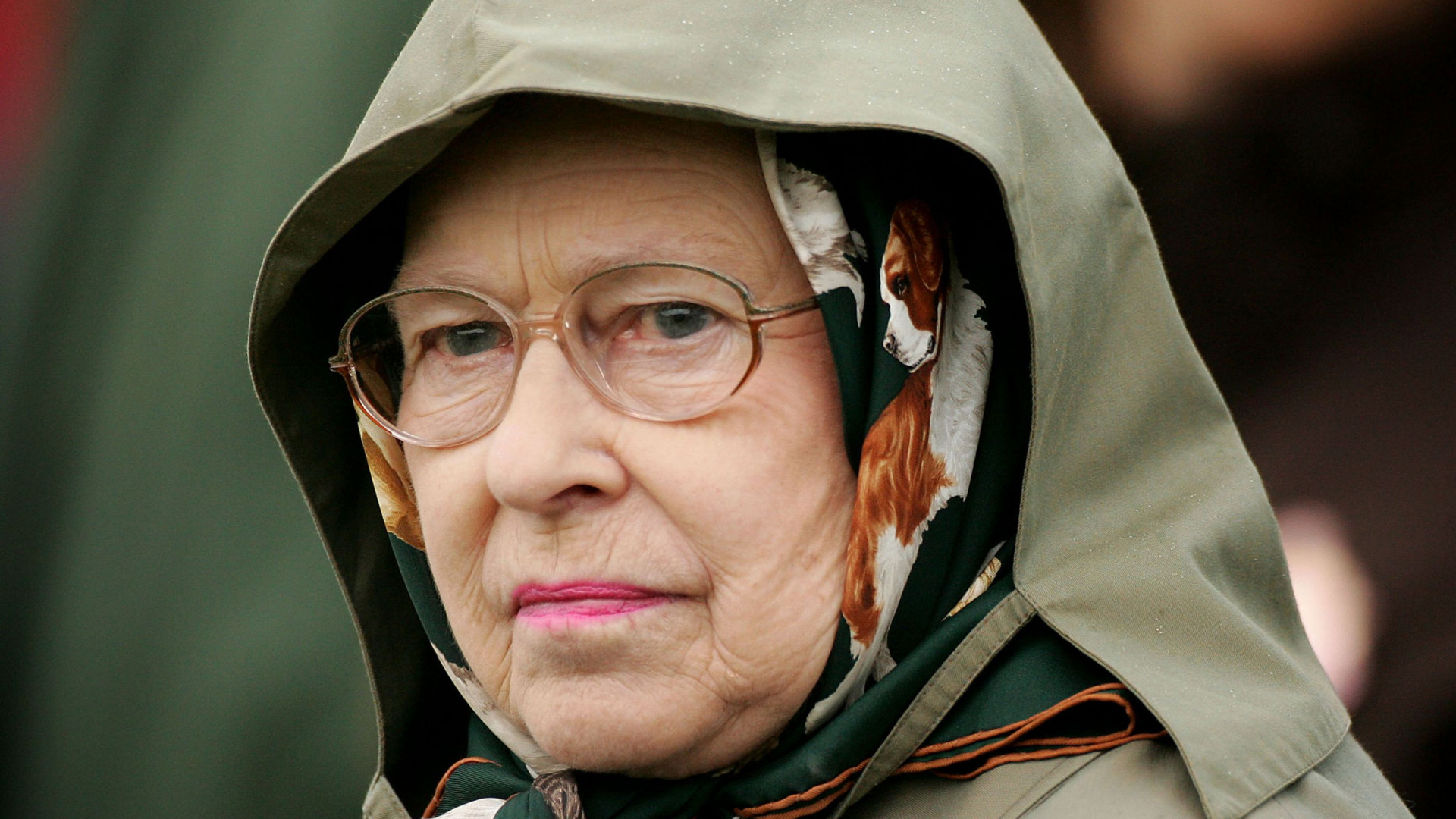 Isabel II não poderá comer um dos seus pratos favoritos... para já