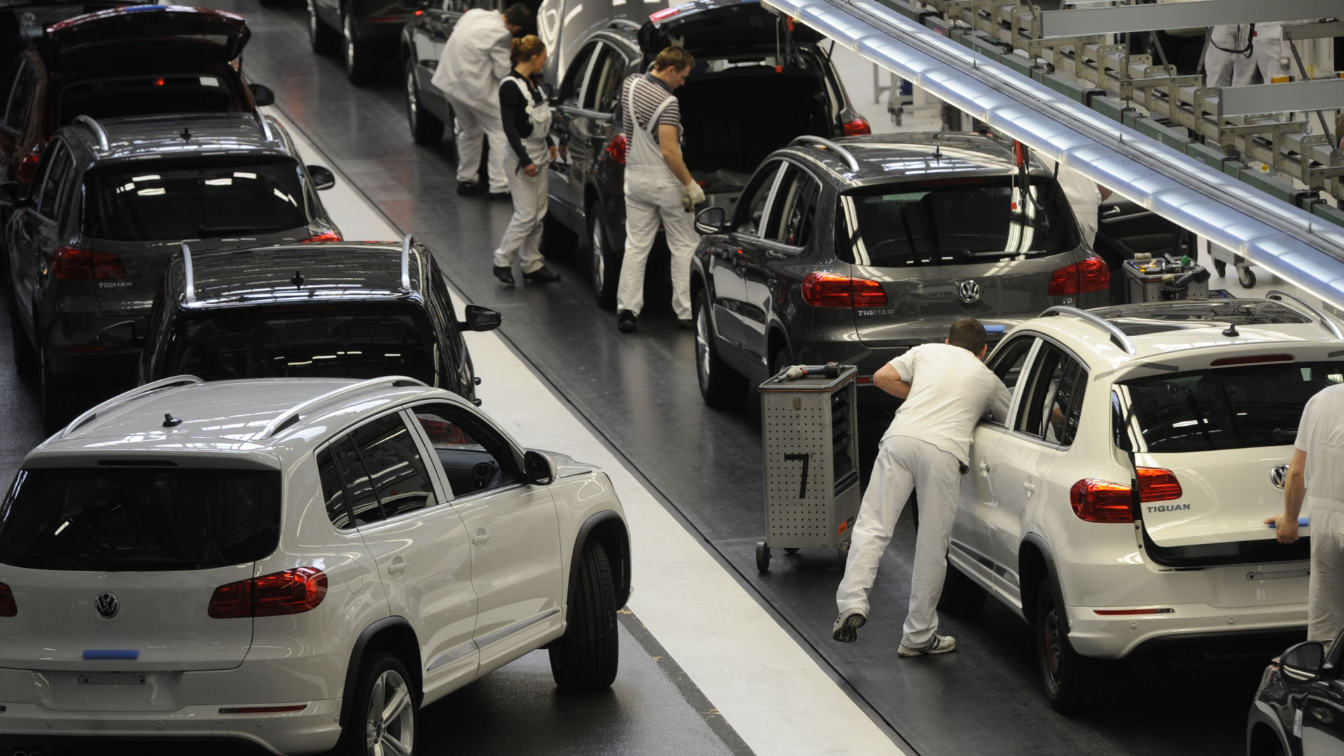 Volkswagen chama para revisão milhares de veículos Tiguan e Touran