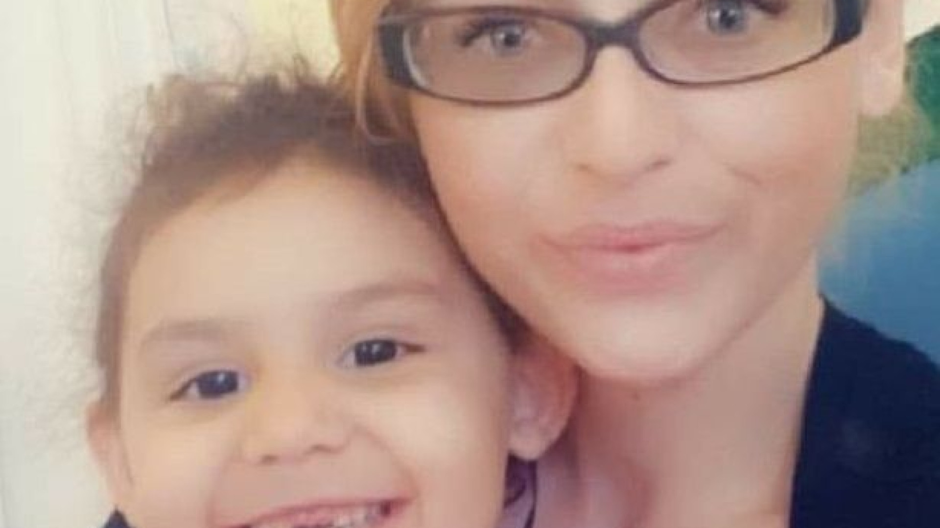 Criança contraiu sepsis no pé durante ida às compras com a mãe