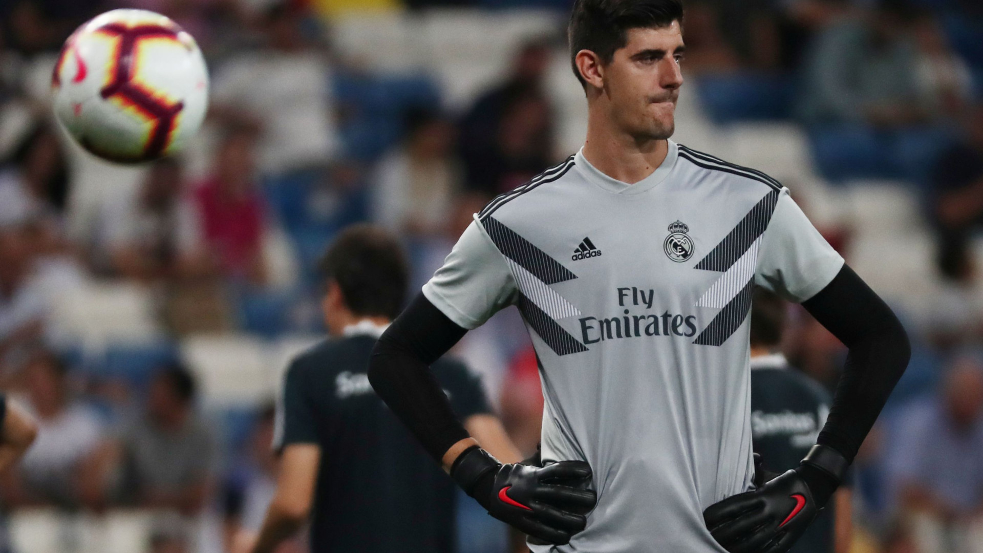 Courtois: "Sobreviveremos a esta difícil sequência no Real Madrid"