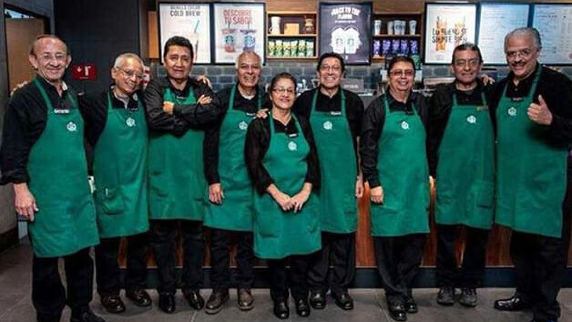 Neste Starbucks só trabalha quem tiver mais de 50 anos