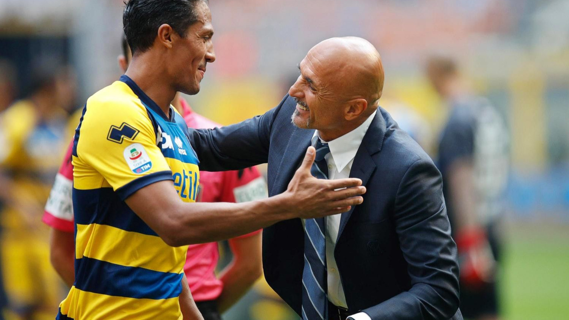 Bruno Alves leva a melhor sobre João Mário na Serie A