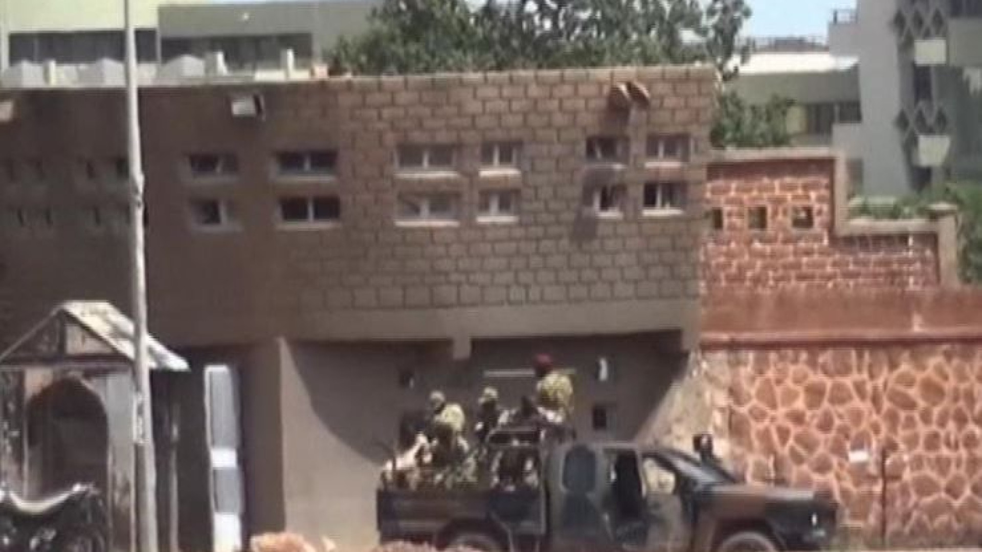 Pelo menos oito mortos em dois ataques no Burkina Faso