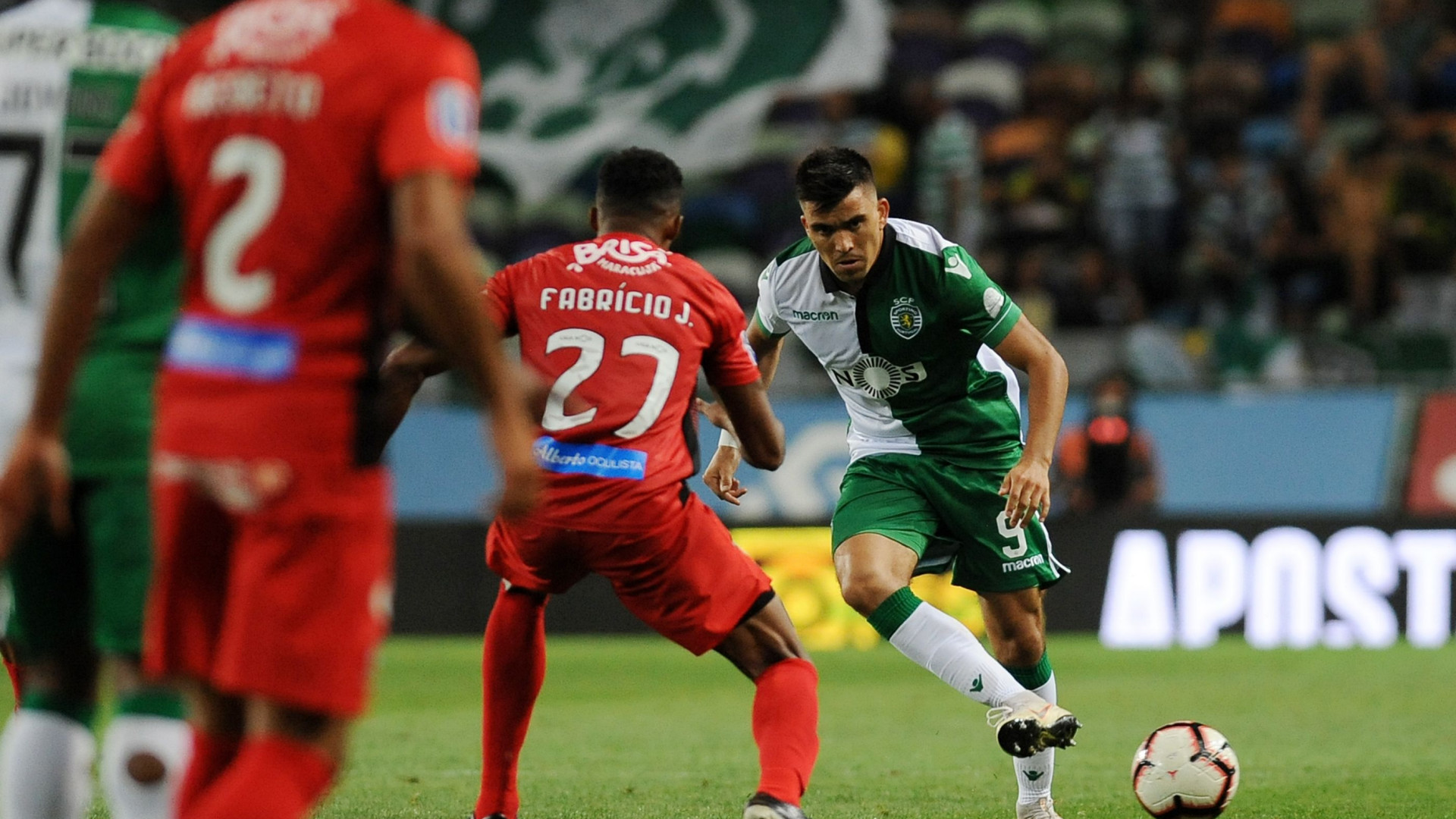Leão em sarilhos: Racing ameaça ir à FIFA por Acuña