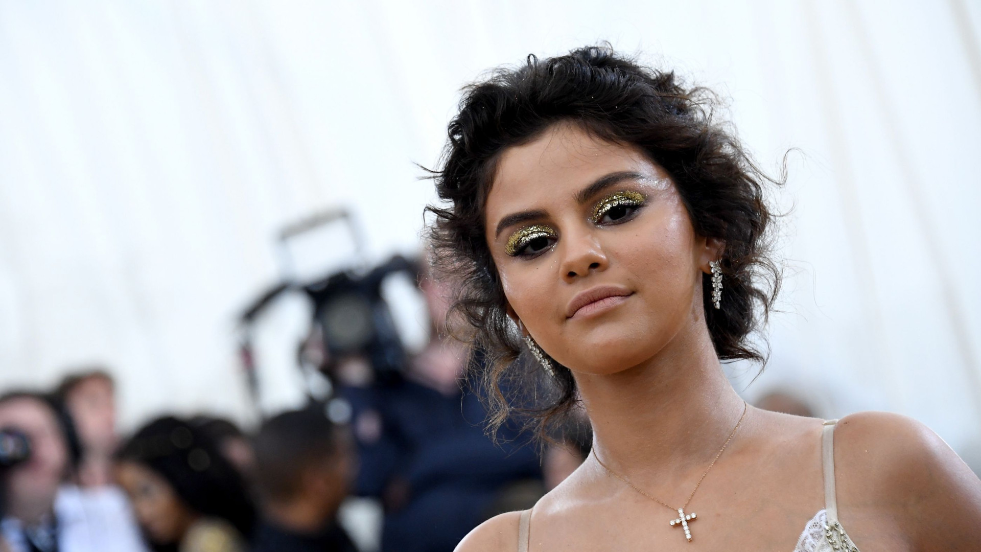 Selena Gomez está a ser tratada após ter sofrido um "colapso emocional"