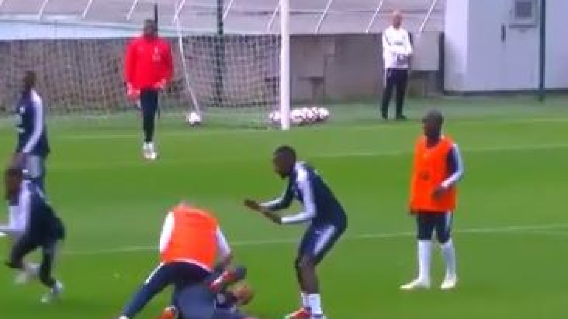 Segredo para travar Mbappé? Ter Deschamps em campo