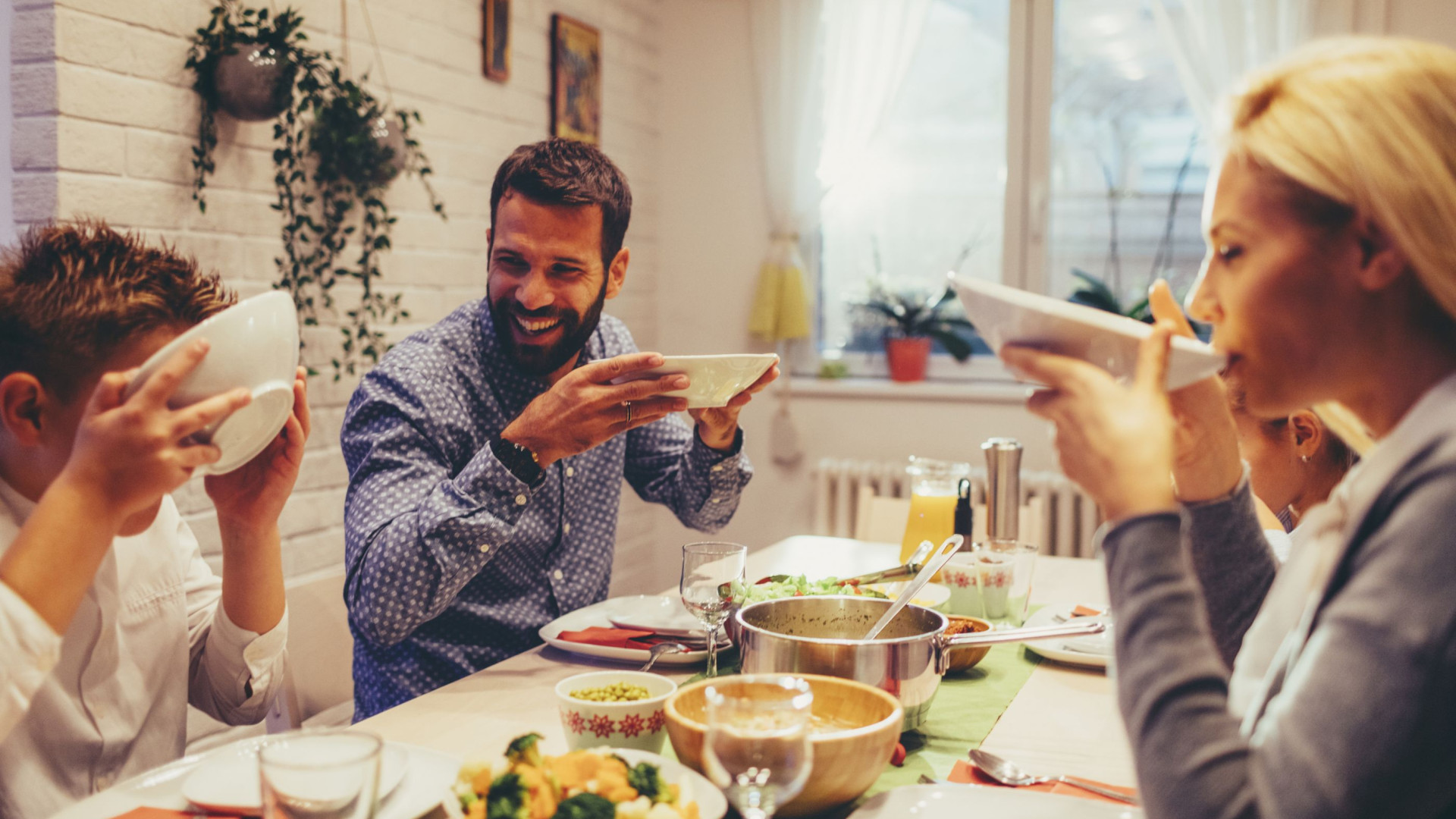 Estudo revela que hábitos alimentares dos pais influencia o dos filhos