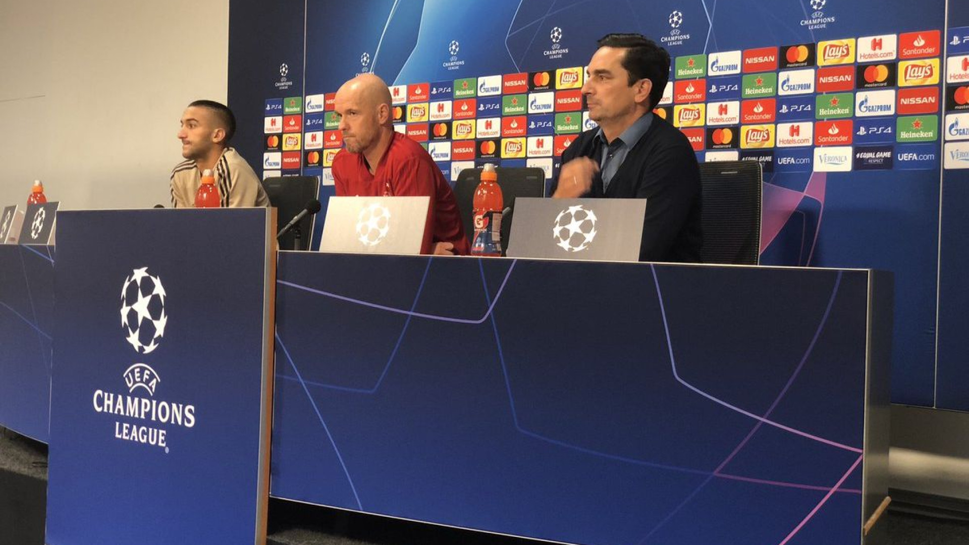 Ten Hag elogia Benfica mas deixa aviso: "Se estivermos num bom dia..."