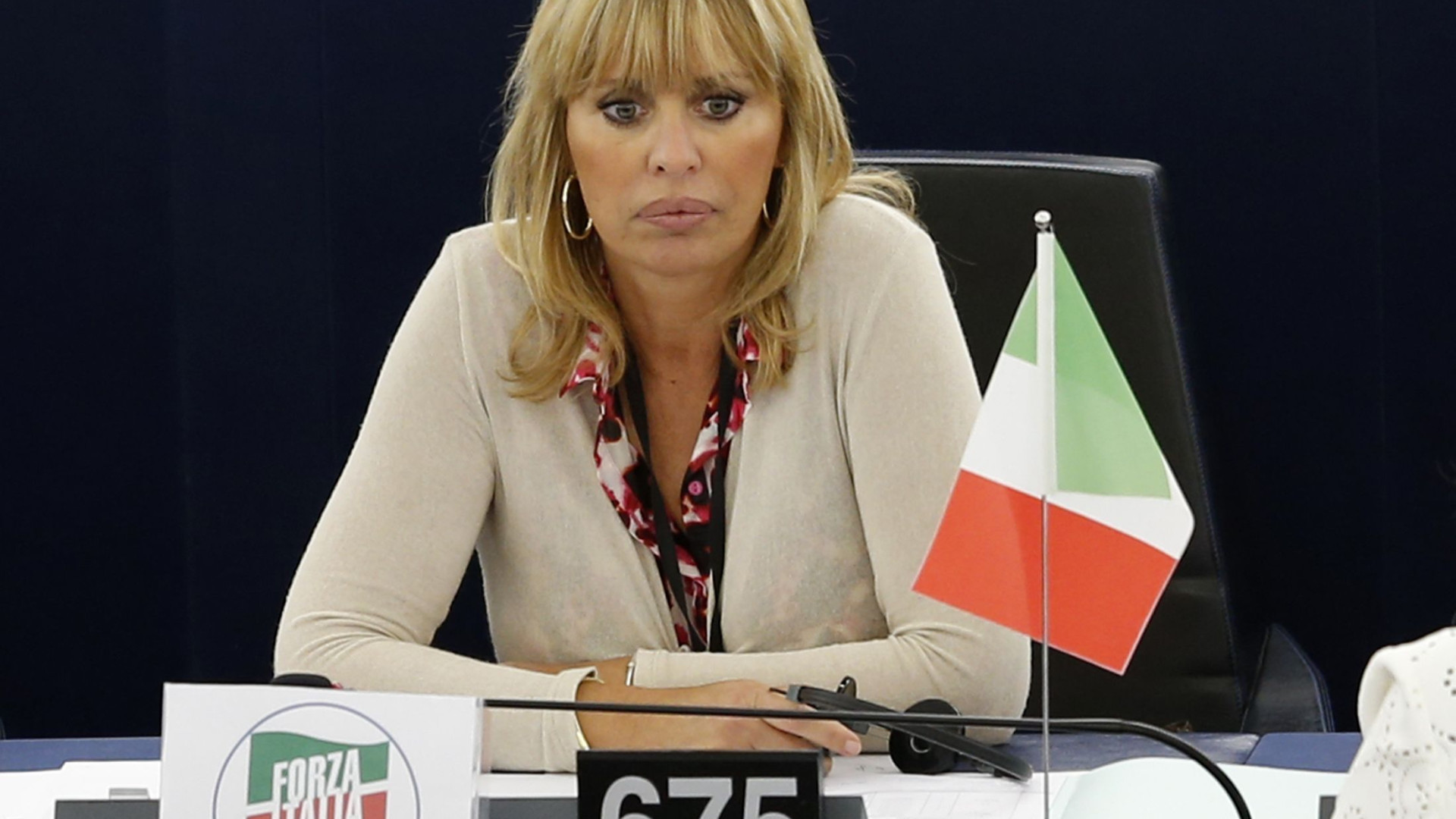 Neta de Mussolini ameaça processar quem fale mal do avô nas redes sociais