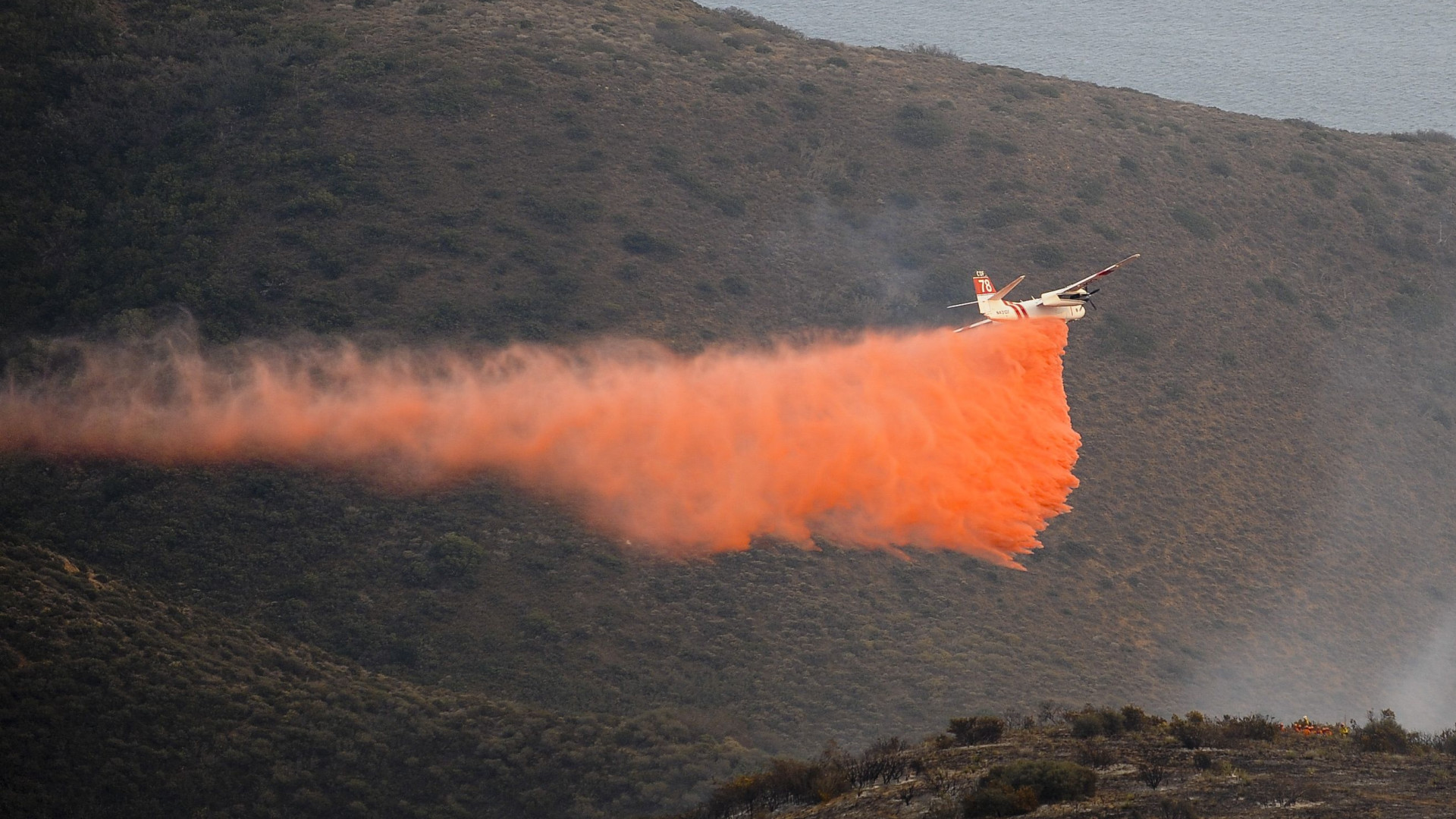 Incêndio leva a ordem de evacuação de Malibu, na Califórnia