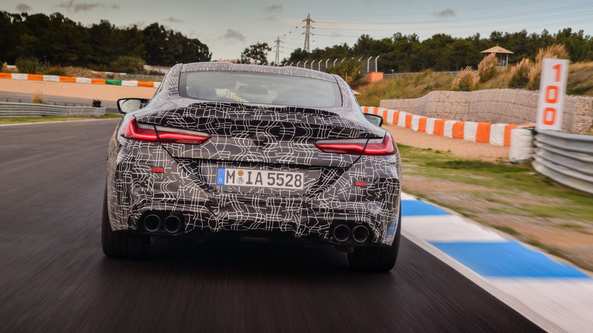 O novo BMW M8 esteve em Portugal a fazer testes