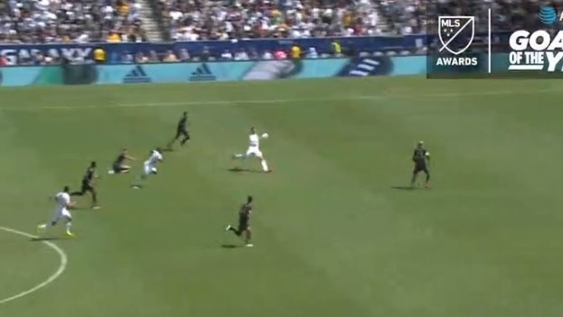 MLS: Prémio para Golo do Ano foi para esta 'bomba' de Ibrahimovic
