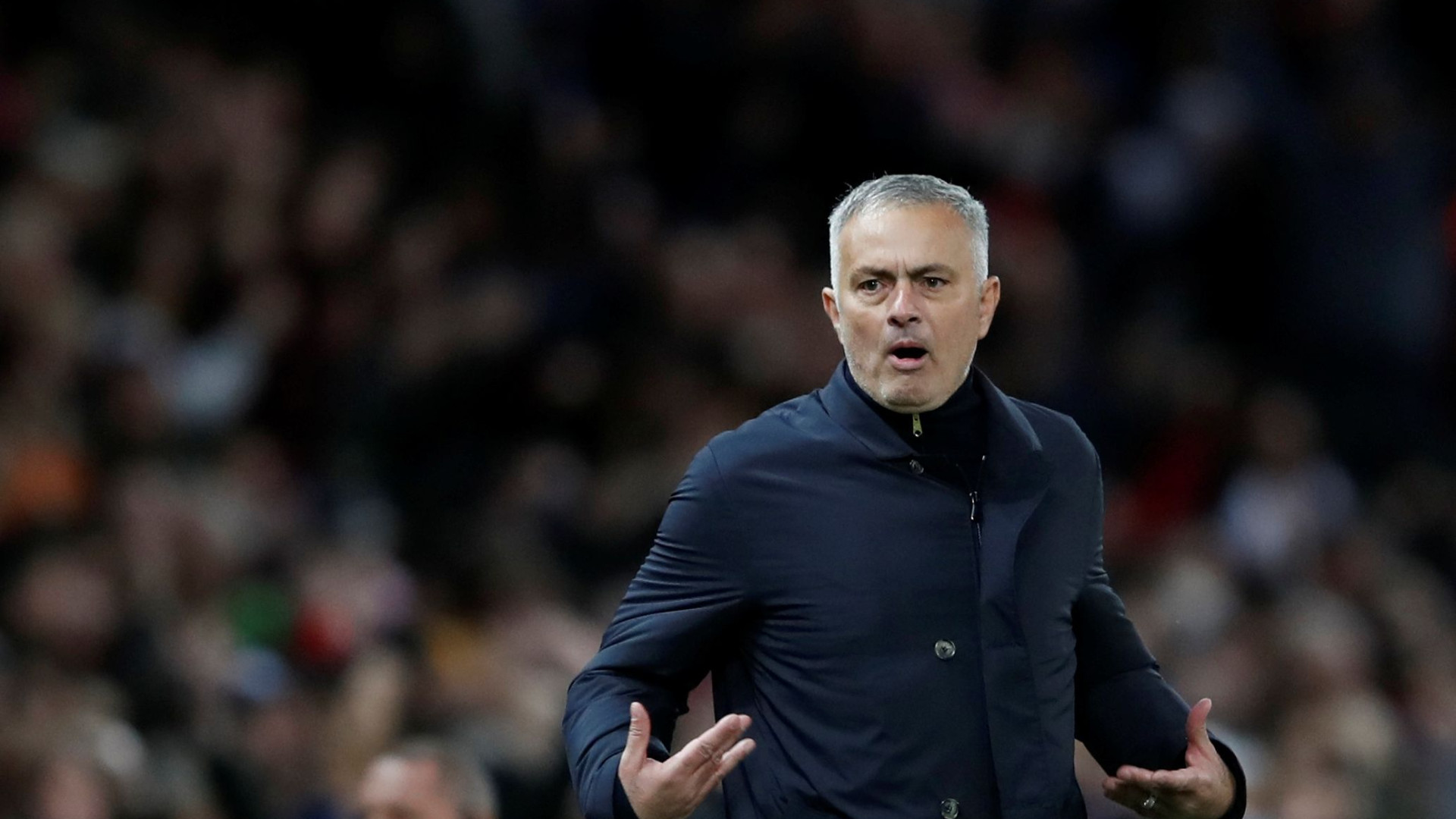 Mourinho de novo 'apanhado' em missão de observação de reforços