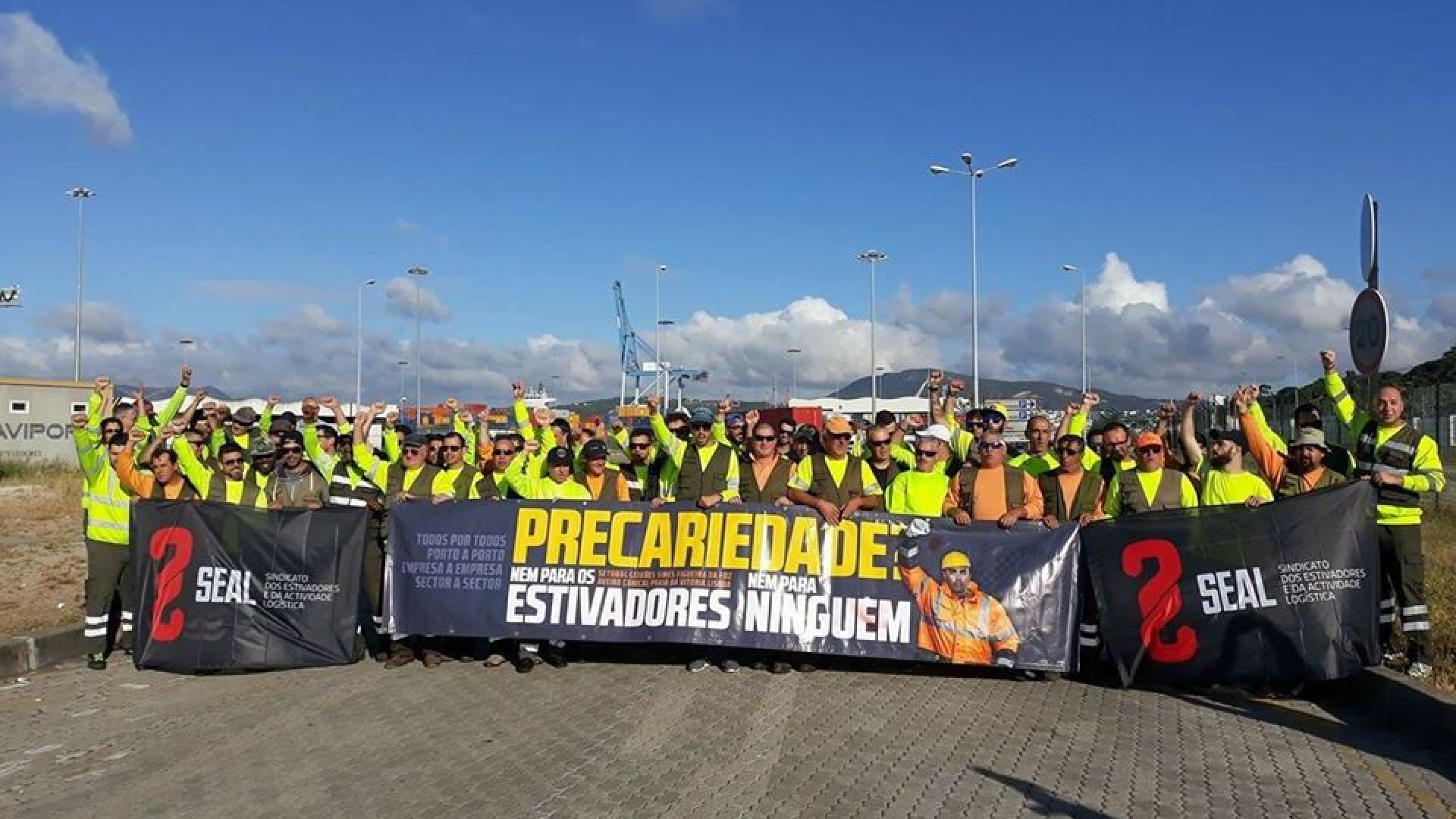 Empresa de trabalho portuário OPERESTIVA saúda acordo com estivadores