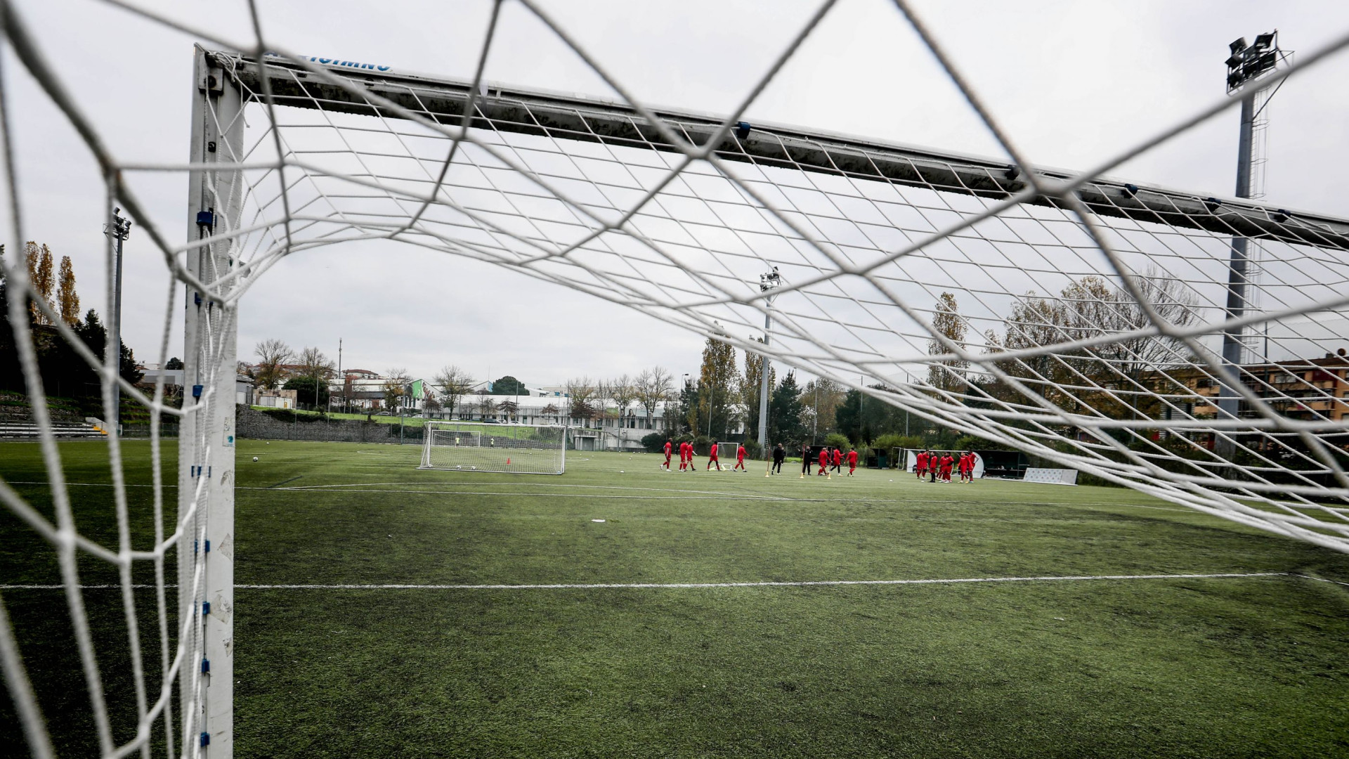Salgueiros comemora 107 anos e recebe um estádio de presente