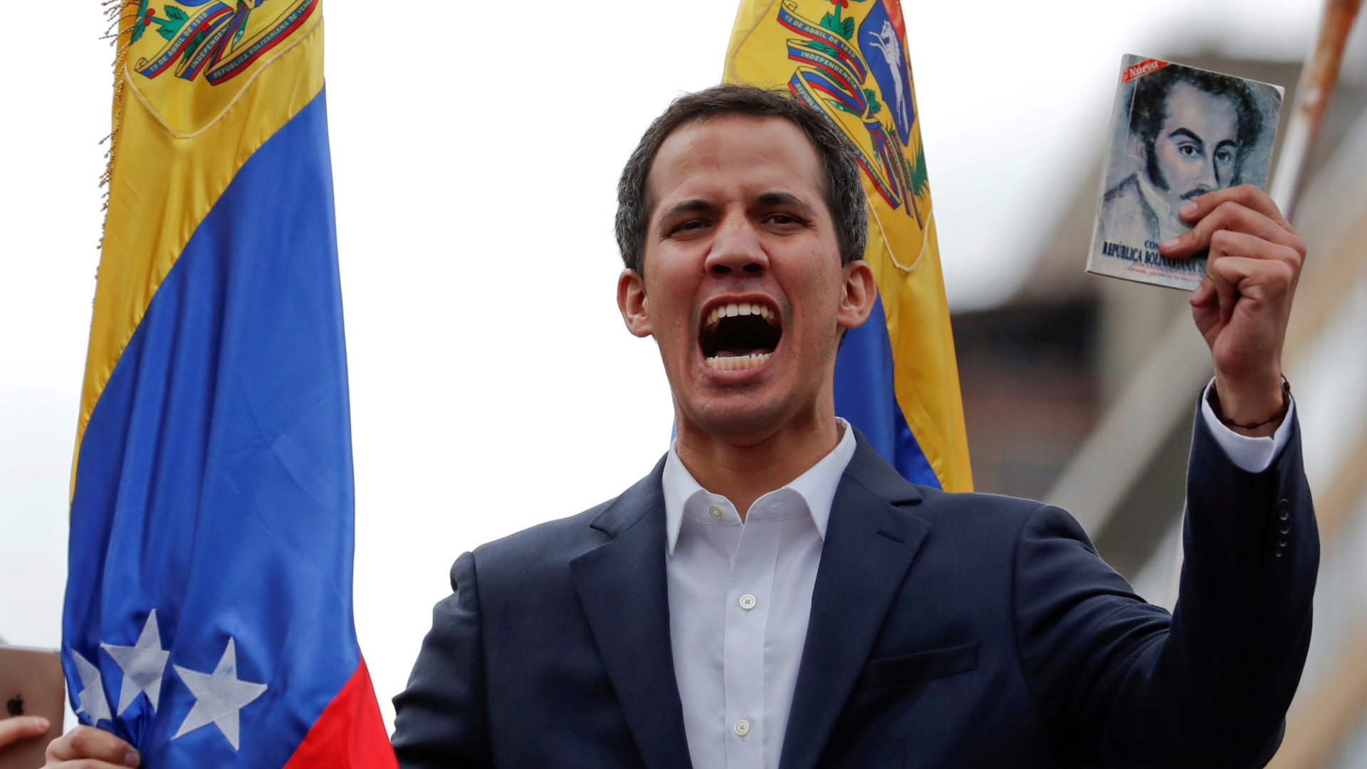 Guaidó, Maduro e o dia em que a Venezuela ficou virada do avesso