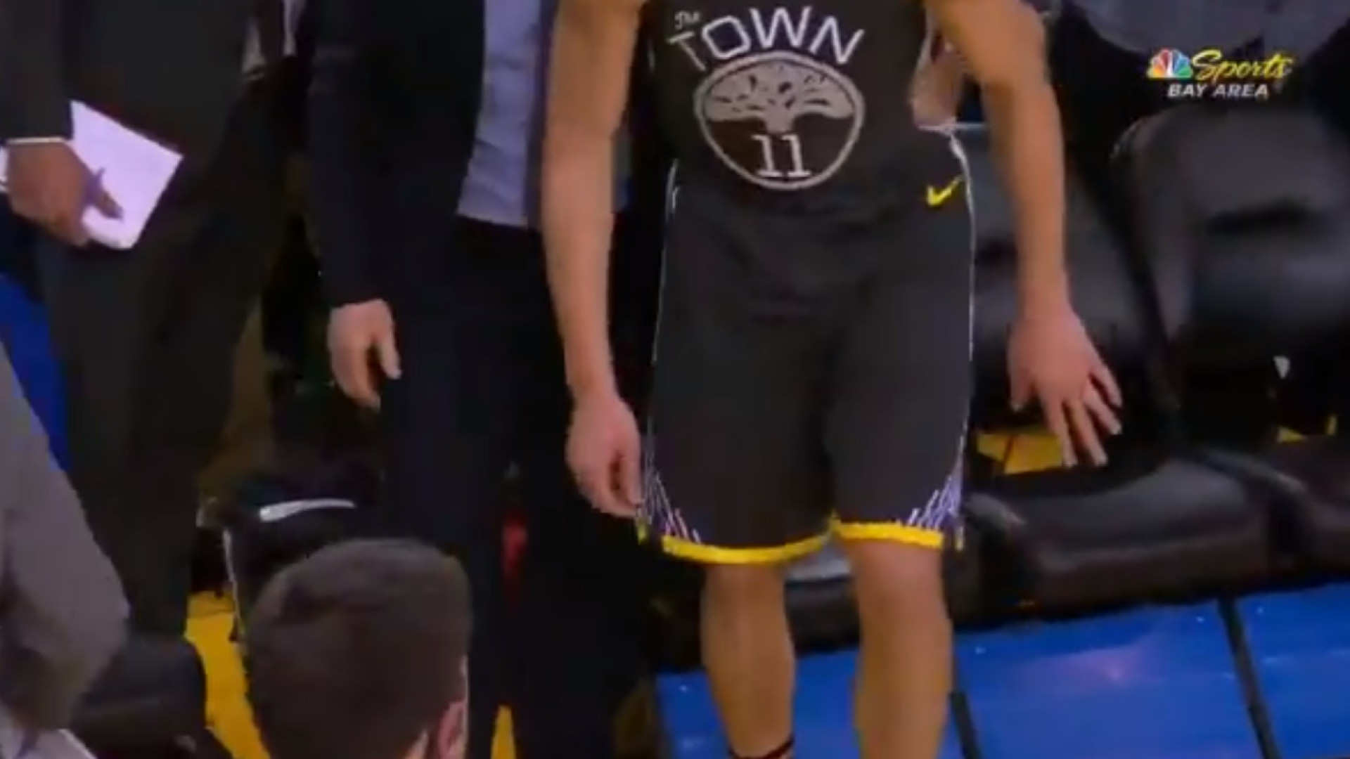 Klay Thompson sofreu lesão arrepiante, mas continuou a jogar (e a marcar)