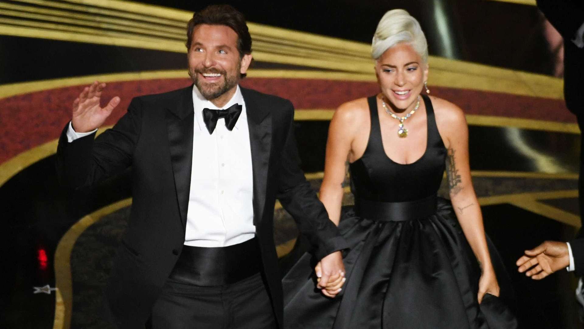 O que Lady Gaga e Bradley Cooper pensam dos rumores sobre romance