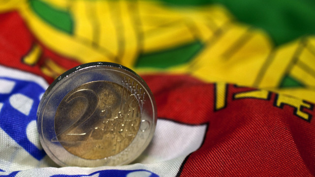 Mais 516 pessoas e 338 famílias beneficiaram do RSI em setembro