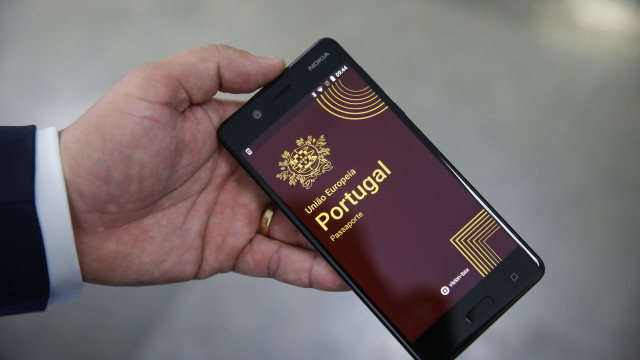 Passaporte português é plano de fuga para brasileiros após eleições