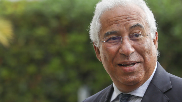 Costa anuncia concurso para ala pediátrica no S. João que não tem data