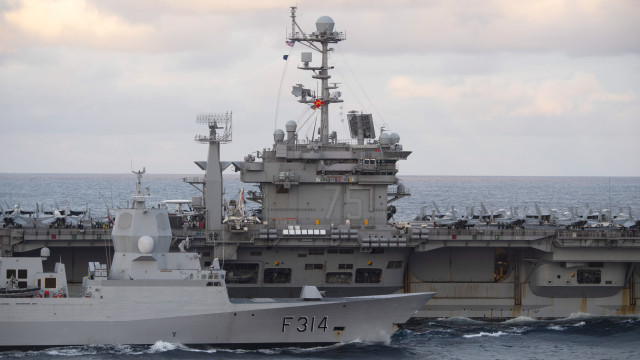 PSP detém dois militares de porta-aviões dos EUA suspeitos de roubo