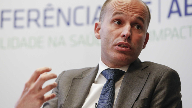 CDS alerta para "ilegalidade" em eleição para ERSE após remodelação 