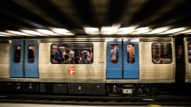 Passes sociais baixam em todo o país a 1 de abril, revela Marques Mendes