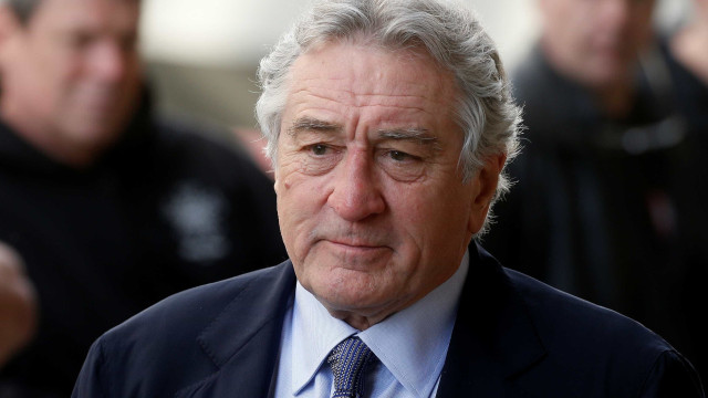 De Niro: "Há algo mais poderoso do que bombas. O vosso voto"