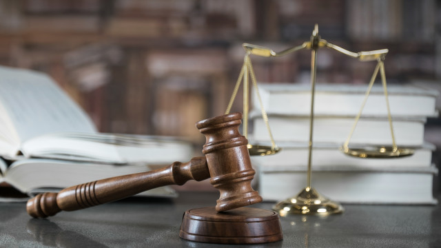 Leiria condena homem a multa de 960 euros pelo crime de poluição