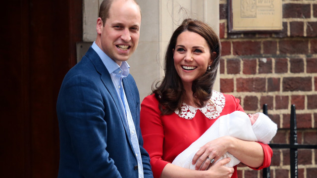 Kate Middleton está há mais tempo de licença de maternidade. Porquê?