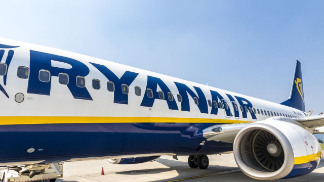 Ryanair: Funcionários envolvidos em foto encenada chamados para reunião