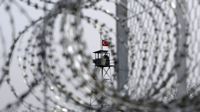 Três mulheres encontradas mortas perto da fronteira grega com a Turquia