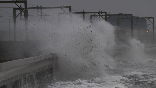Tempestade Callum causou dois mortos no Reino Unido