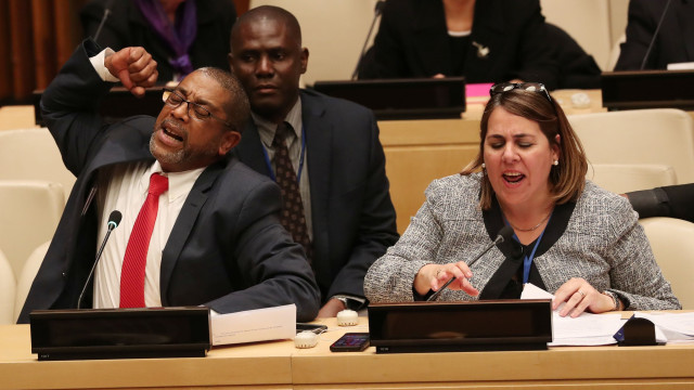 Diplomatas cubanos boicotam com gritos ação dos EUA nas Nações Unidas