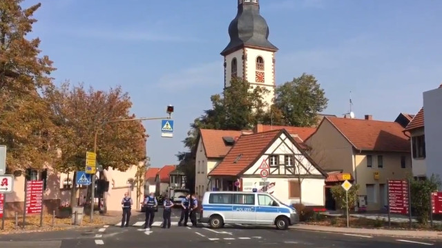 Dois mortos e dois agentes da polícia feridos em incidente na Alemanha