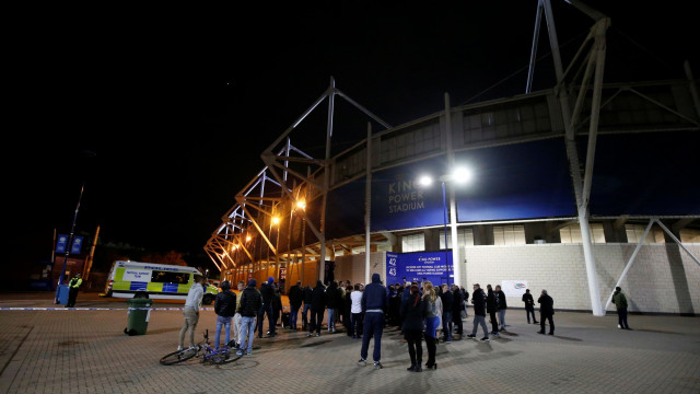 Presidente do Leicester estava no helicóptero que caiu junto ao estádio