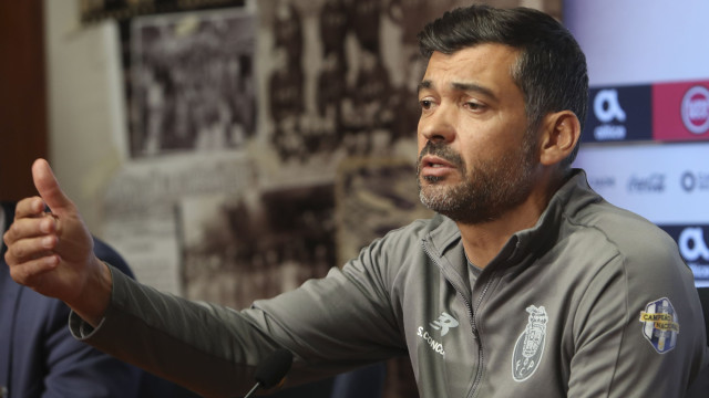 "Desconfio sempre da má forma das equipas quando jogam contra nós"