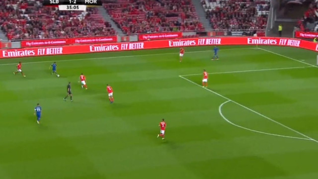 'Tiro' de Loum faz terceiro golo na Luz