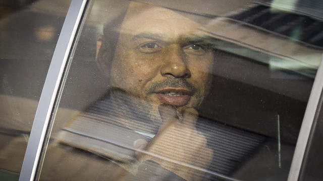 "Não sou traficante nem terrorista", disse Mustafá. Bruno saiu sem falar