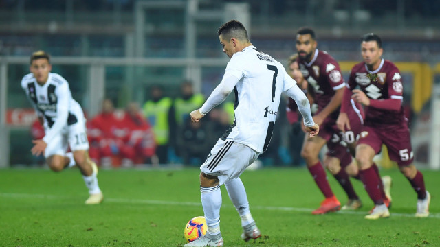 CR7 entrou na história da Juve e assim relatou Itália o golo do português