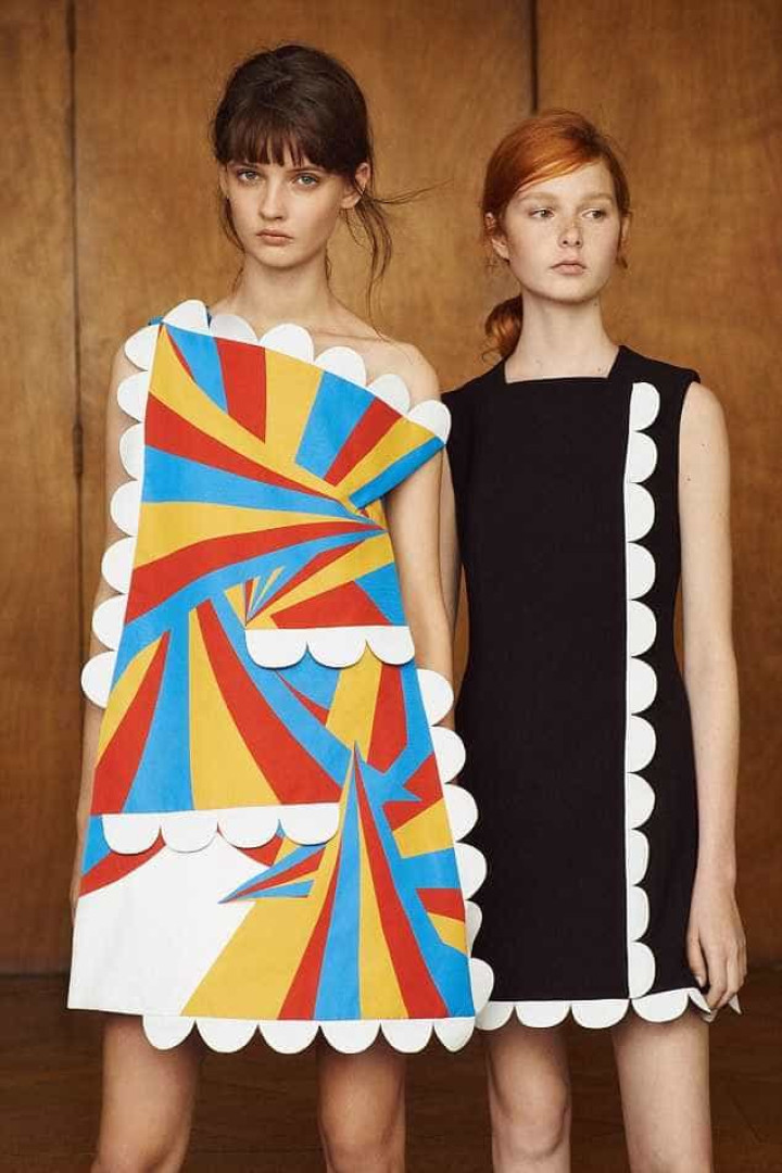 Victoria Beckham cria linha de roupa inspirada no circo