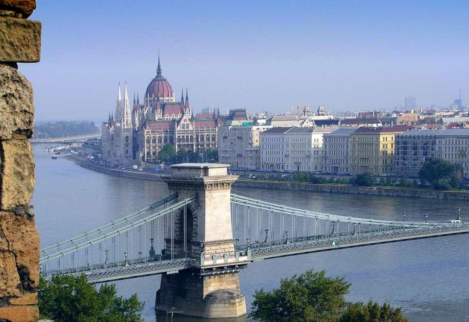 As cidades onde os estrangeiros têm felicidade, emprego e boas rendas