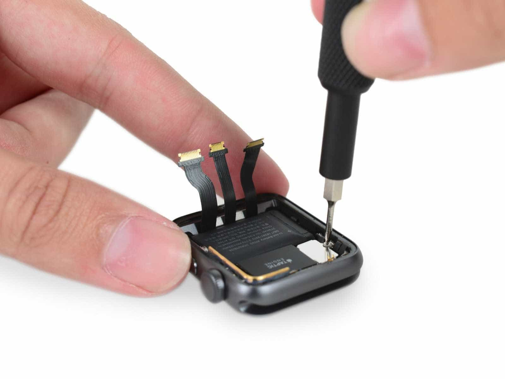 Veja como é o interior do pequeno Apple Watch series 2